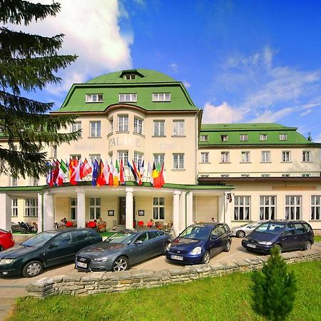 Palace Club Špindlerŭv Mlýn Luaran gambar
