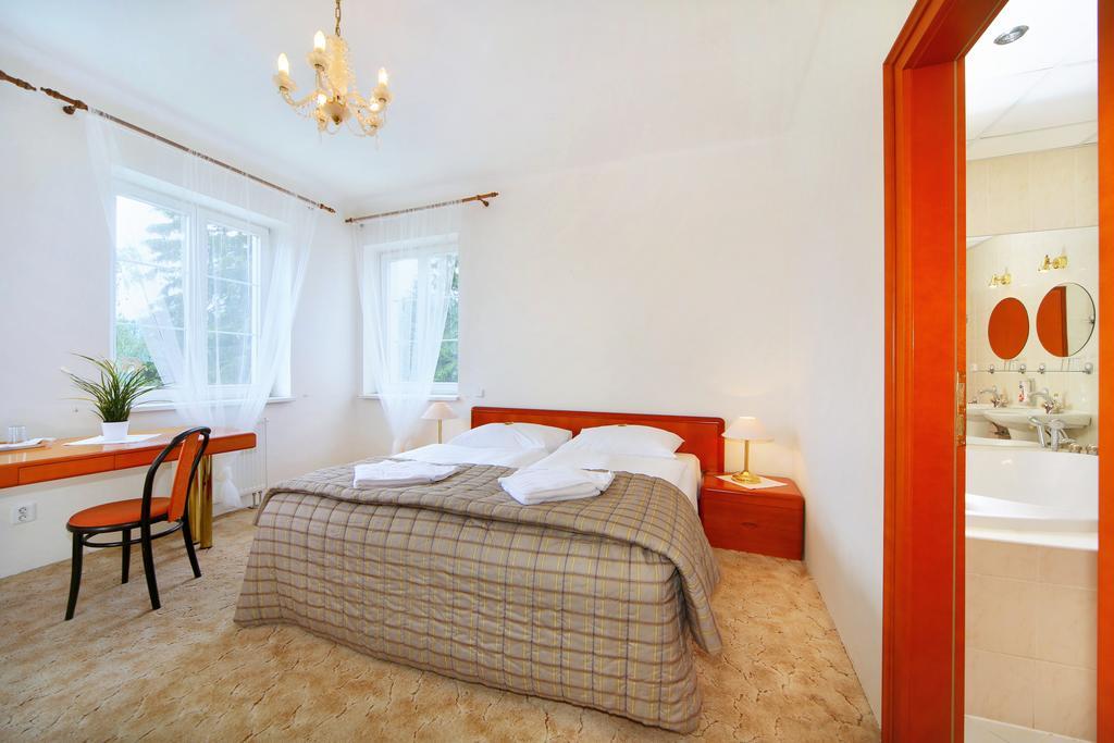 Palace Club Špindlerŭv Mlýn Bilik gambar