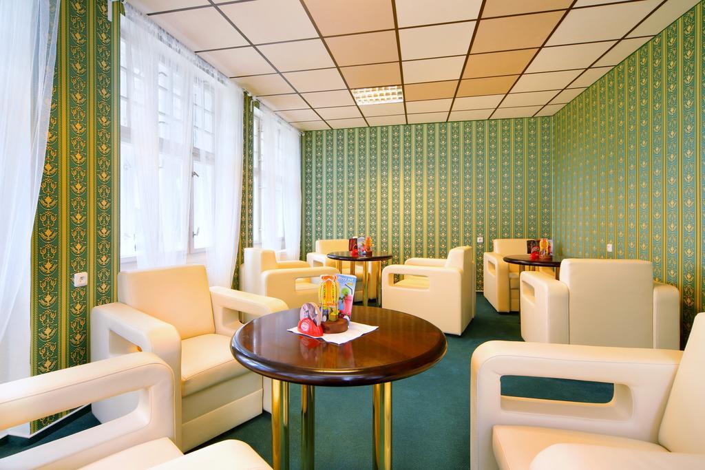 Palace Club Špindlerŭv Mlýn Luaran gambar
